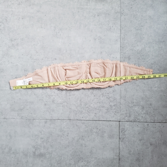 NWT aerie Eyelash Lace Bandeau Bra in Natural Nude - Picture 4 of 8